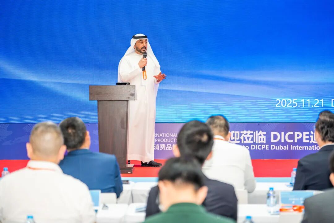 1764038071962018186.jpg 1764038071962018186.jpg